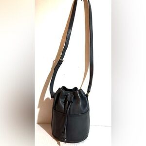 Coach vintage navy blue crossbody Leather Bucket Bag